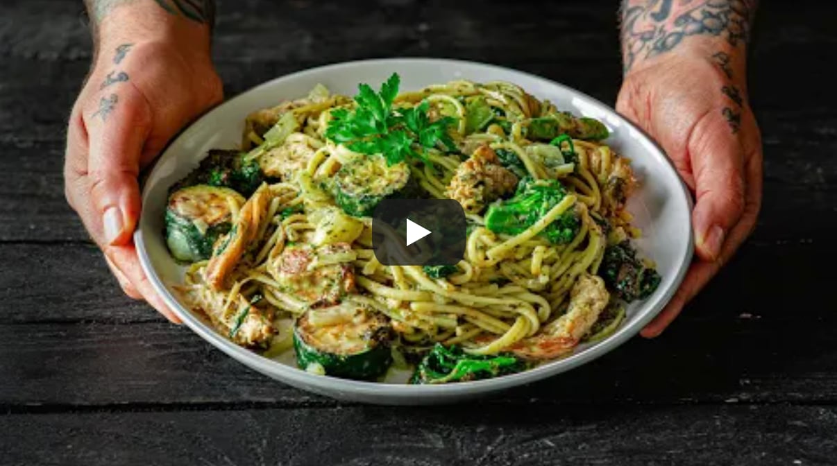 Krémové těstoviny s pesto a Korálovcem Ježatým